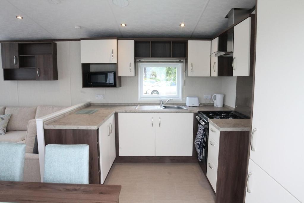 Countryside Holiday Park By The River Nr 캔터베리 외부 사진